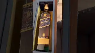 Johnnie Walker Blue Label unboxing - Mở hộp rượu Johnnie Walker Blue Label