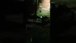 дпс шелехов. конфликтует с гражданами, на пешеходной дорожке. 