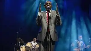 Dur-Dur Band Int. feat Cabdinuur Alaale - Riyo