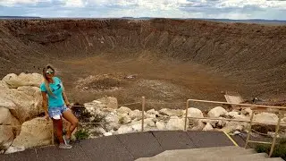 IS THERE A METEOR CRATER IN ARIZONA?