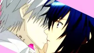 Yummy  KISSES. *Q*