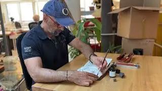 [people of paper republic] How Gabriel uses the drawing book in his leather journal