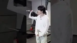 Eunchae making everyone laugh 