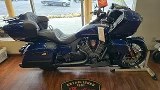 2024 Indian Pursuit Dark Horse