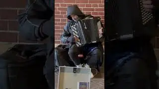 Street music #amsterdam #travel #streetmusic #vivalasvengeance #vivaldi #music #funny #social
