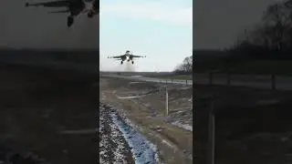 Sukhoi Su-34 fighter-bomber/strike aircraft. #shorts