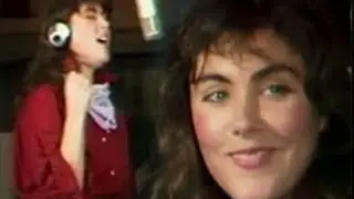 Laura Branigan - Singing In Studio & Interview (1983)