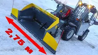 This is how you clear snow! 4 in 1: bucket, plow, grader, and snow groomer.