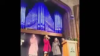 At Calvary ( Singing with lovely friends @ Wahroonga church)