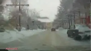 Свежая подборка аварий и ДТП январь 2013