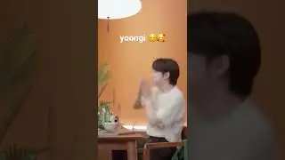 yoongi’s cute giggle and little dance🥰❤️ 