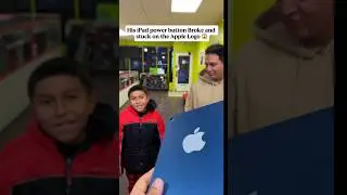His iPad Stuck on Apple Logo , He couldn’t Play ROBLOX 😱 