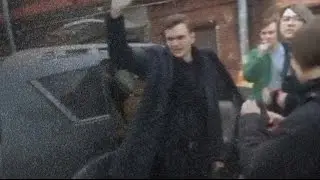 Ларин шагает на Версус