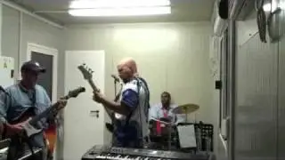 Jammin with Huey (warm up).wmv