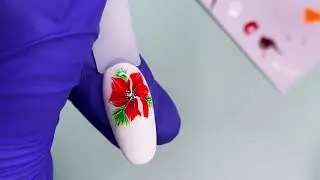Christmas Nail Art Poinsettia - Step by  Step
