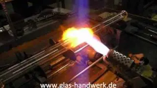 Glas-Handwerk Tutorial - Folge 8 - Spitzen Ziehen 1