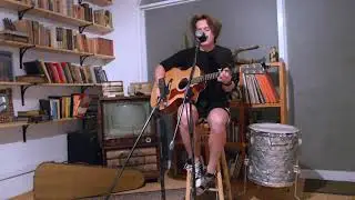 LUCÍA - VERSIÓN ACÚSTICA