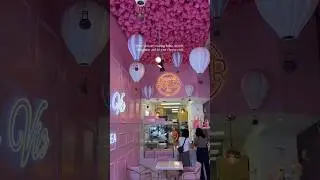 Sweet delights and bubble bliss! Indulge in their mochi doughnuts and boba tea 📍Bober Tea