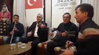 DAĞ YÖRESİNİN EN ORJİNAL ÇALGICI GURUBU DAĞ GÜNEYLİ (DERELERİ ALDİ TÜFEK YANKİSİ)