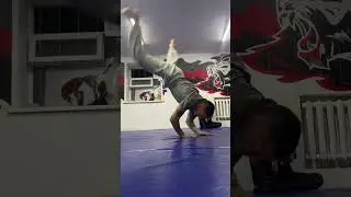 Покрутился в GOB #breakdance #bboy #powertricks #footwork #powermove #акробатика #тренировка