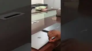 True difference between an Apple MacBook and an Asus VivoBook 💯
