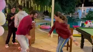Salman khan and genelia dancing like crazy 😂