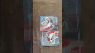 Она может к Вам вернуться? Расклад Таро