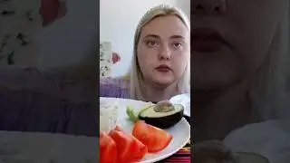 Мукбанг/Mukbang. Сыр с голубой плесенью.