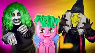 The Witch changes monster hair color 👻😱