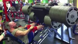 Когда очень хочется выебн*ться весом 2006 кг на 1 раз.