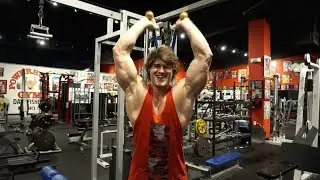 The Arnold Schwarzenegger Bicep and Tricep Superset Arm Workout