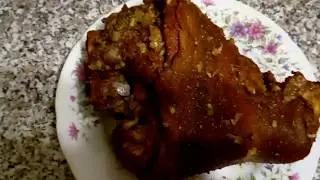 Свиная рулька в луковой шелухе с чесноком!