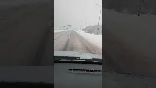 В Мурманске снегопад и очень скользко. Утро 15 ноября 2023