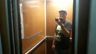 The elevator is a KILLER!!! It moves by itself and closes without delay