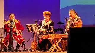 А.Туденев, Е.Улугбашев, С.Чарков. игра на Хобырах