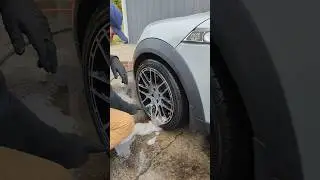Mini Cooper Wheel Clean