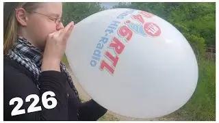 226 - Tanjas first balloon blow to pop