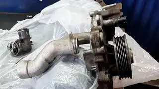Jeep Grand Cherokee WK2 3.0 D: Tips for Water Pump Replacement