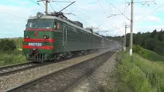 Электровозы ВЛ10У-720, ВЛ10У-080 с грузовым составом