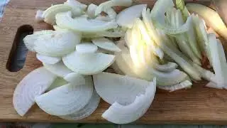Ошпоз готовит плов