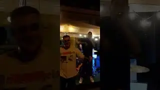 гр. Id_aho в думском дворике. Люби меня, люби.