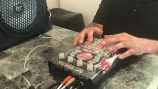 Sequencing beats on the Roland SP 404 sx
