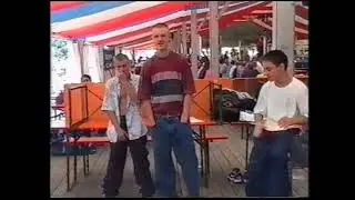 Ностальгия, 90е года.После соревнований по боксу.Я в серых Adidas и белой футболке.)