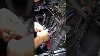 Установка MGU и бумерангов на BMW G01.