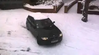 Девочка-каскадер.Авто. Зима