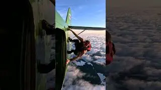 Russian Winter Skydiving 🪂 Sky Iceman 🎅🏻❄️