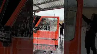 Некоглаю испортили машину 