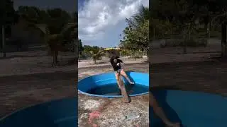 На что она рассчитывала — неизвестно😅