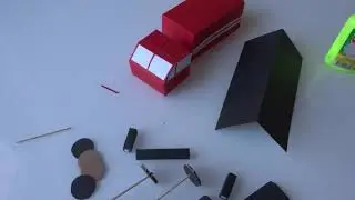 Fire truck made of cardboard - assembly.