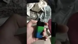 Скинул одноразку с 13 этажа!